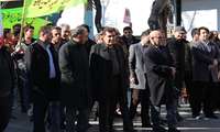 حضور مدیرکل و کارکنان آموزش فنی و حرفه ای استان اردبیل در راهپیمایی یوم  الله 22 بهمن